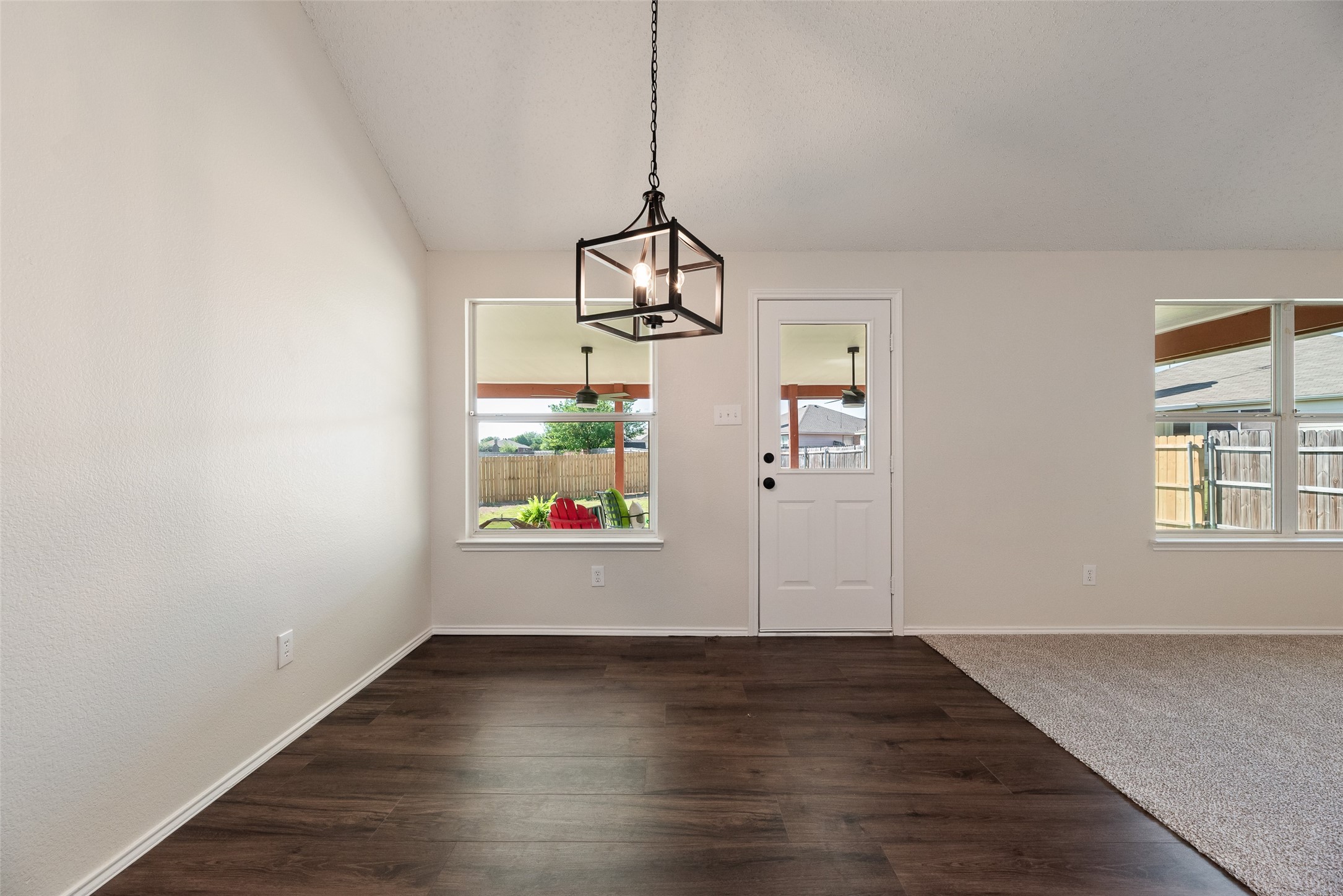 808 Sage Circle Burleson TX 76028