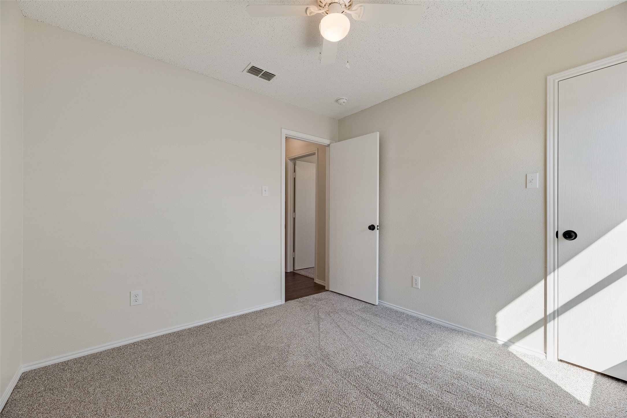808 Sage Circle Burleson TX 76028