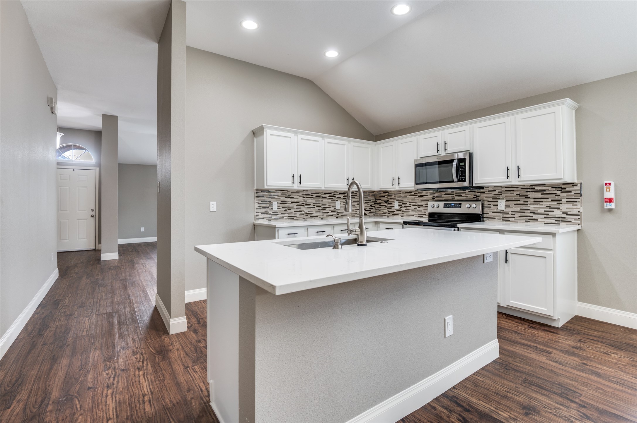 3268 Yeltes Grand Prairie TX 75054