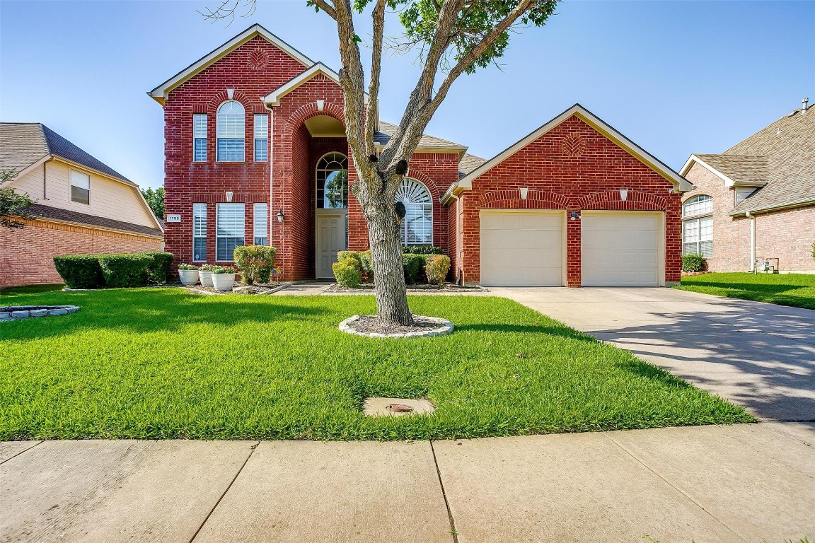 1709 Glen Hollow Lane Flower Mound TX 75028