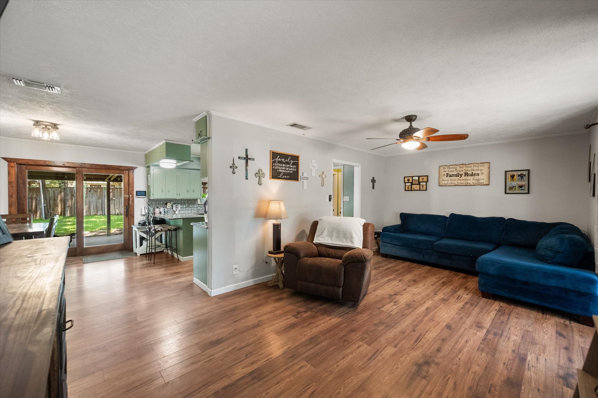721 Robindale Lane Fairfield TX 75840