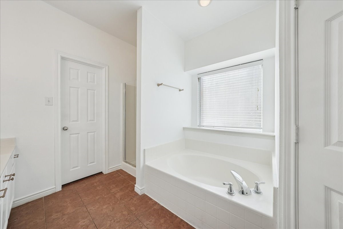 682 Crockett Drive Lavon TX 75166