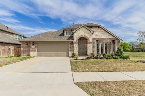 220 Oakcrest Drive Justin TX 76247