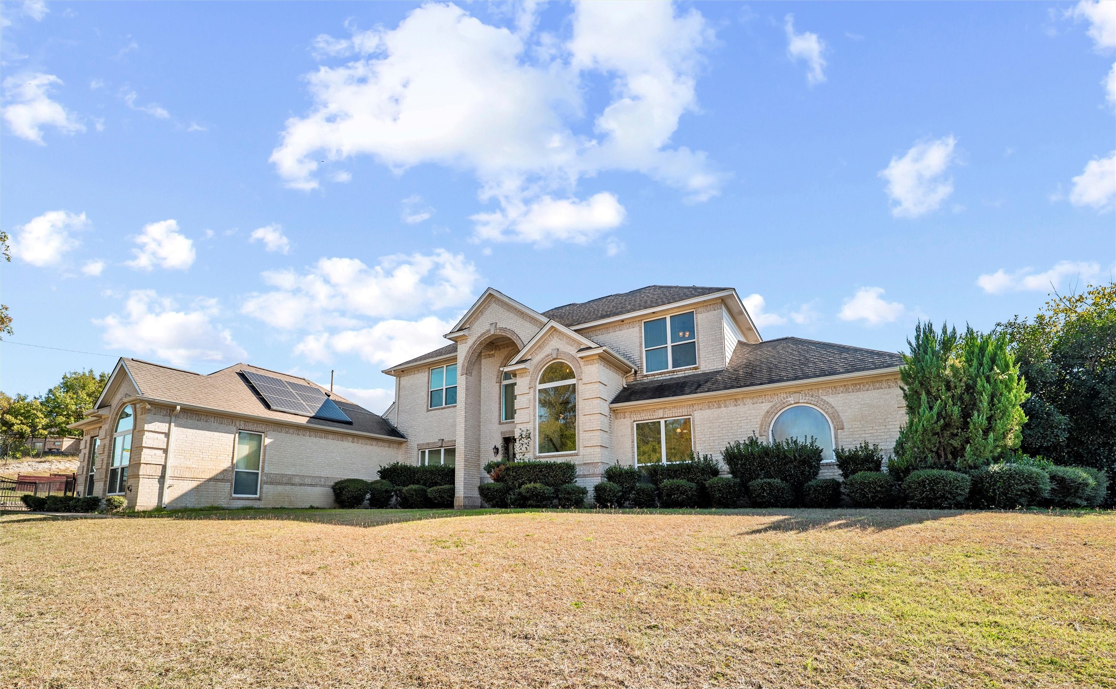 10601 Pack Saddle Trail Fort Worth TX 76108