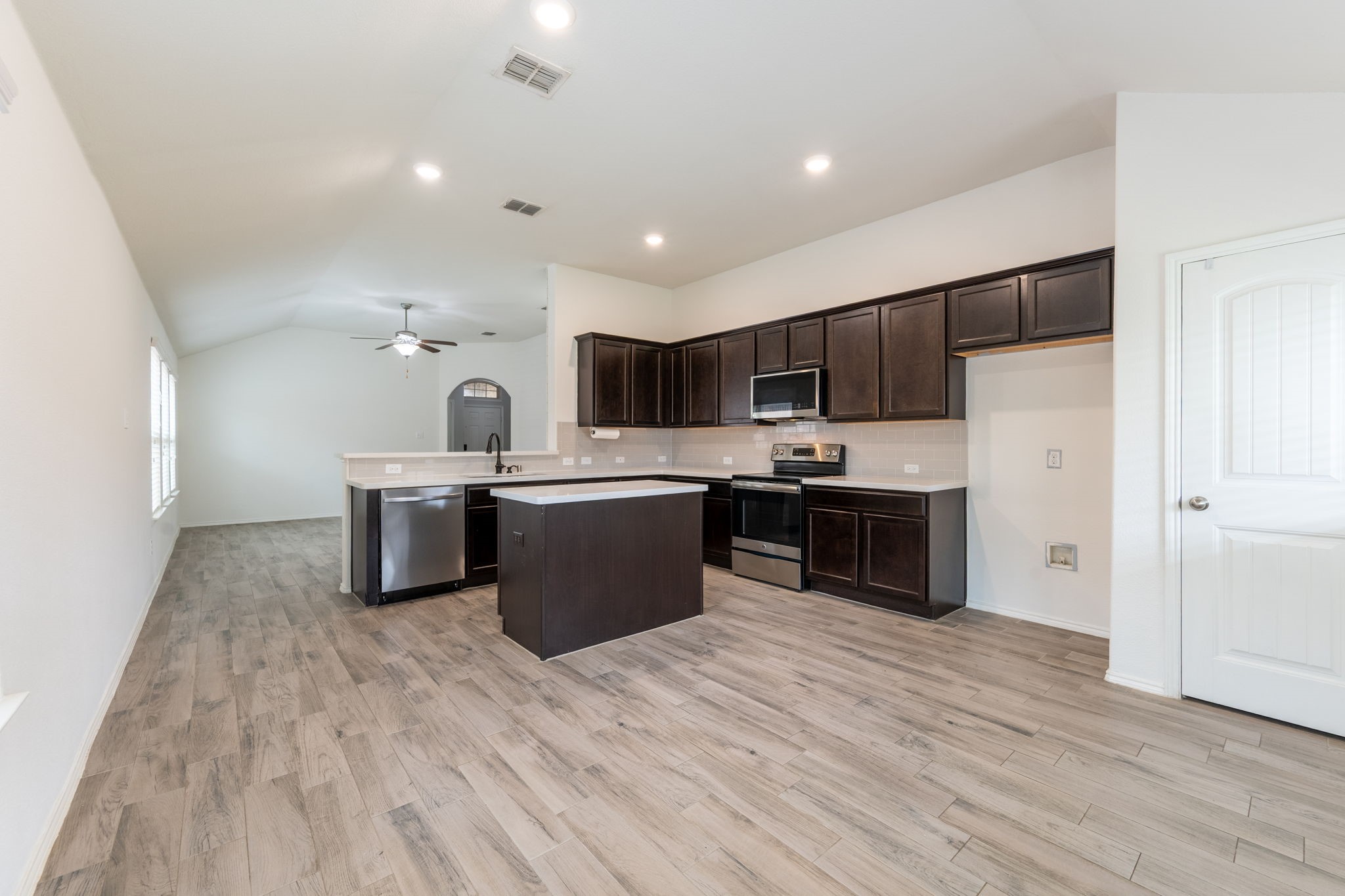 1041 N Churchill Drive Fate TX 75189