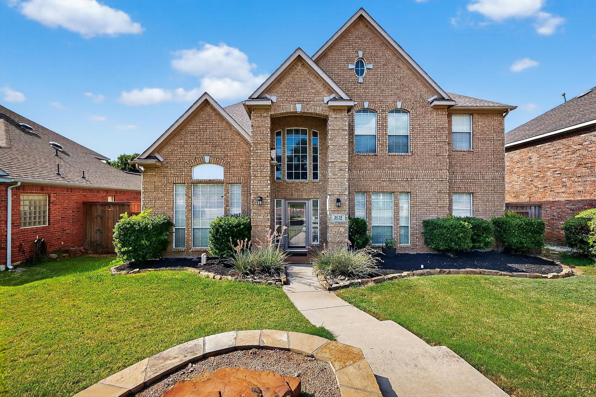 2029 Arbor Creek Drive Carrollton TX 75010