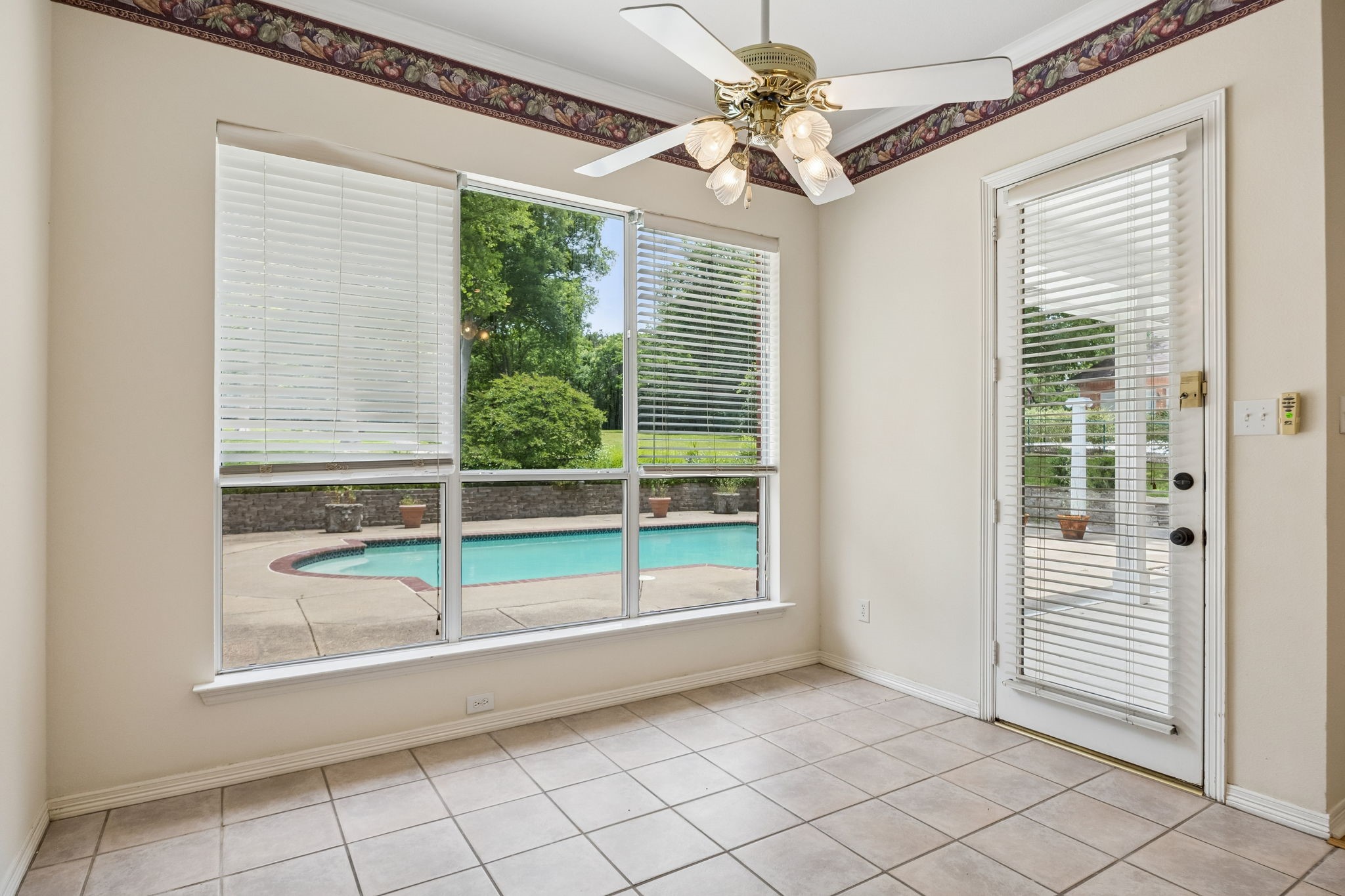 619 Oak Tree Cove Cedar Hill TX 75104