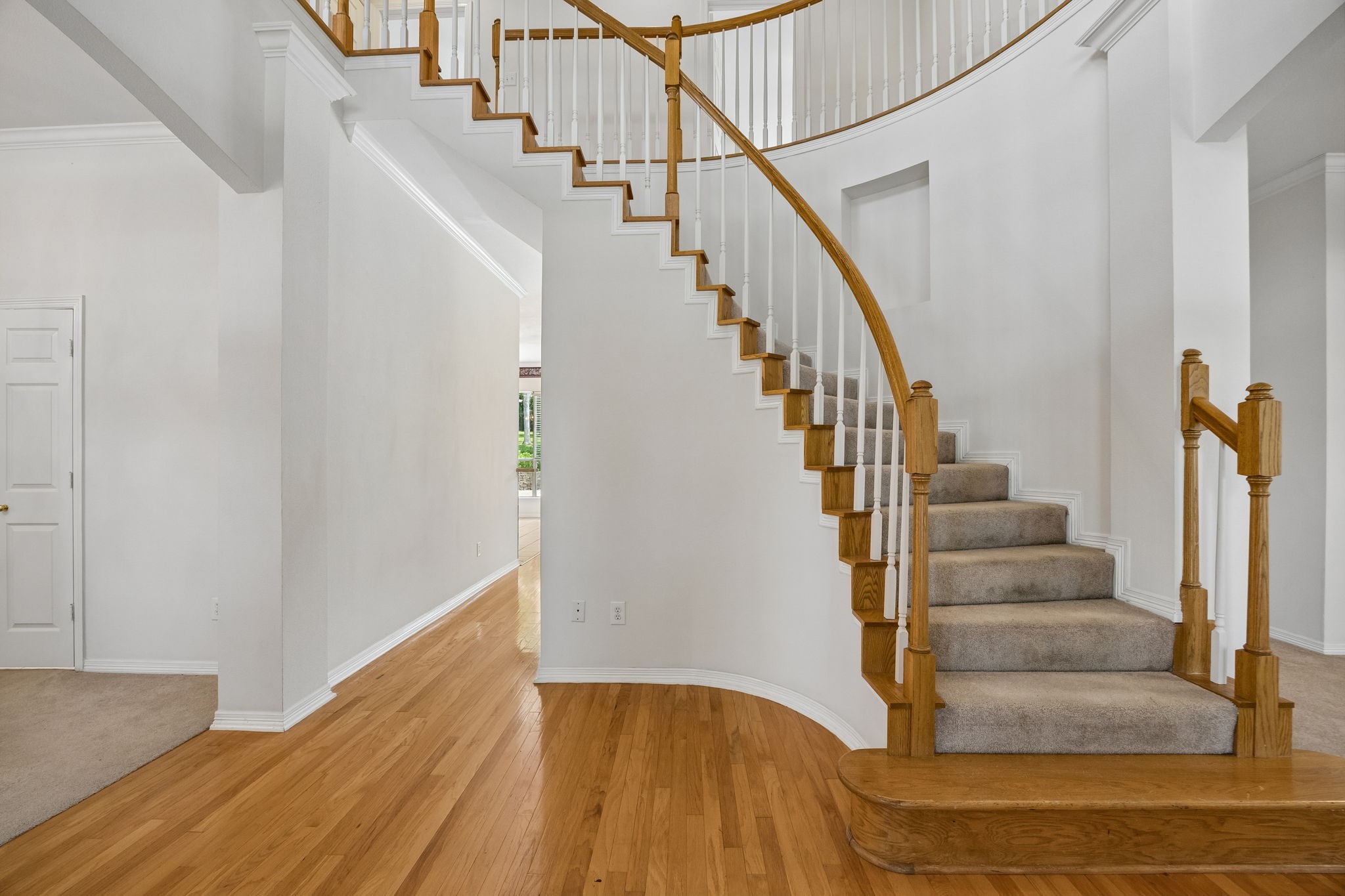 619 Oak Tree Cove Cedar Hill TX 75104