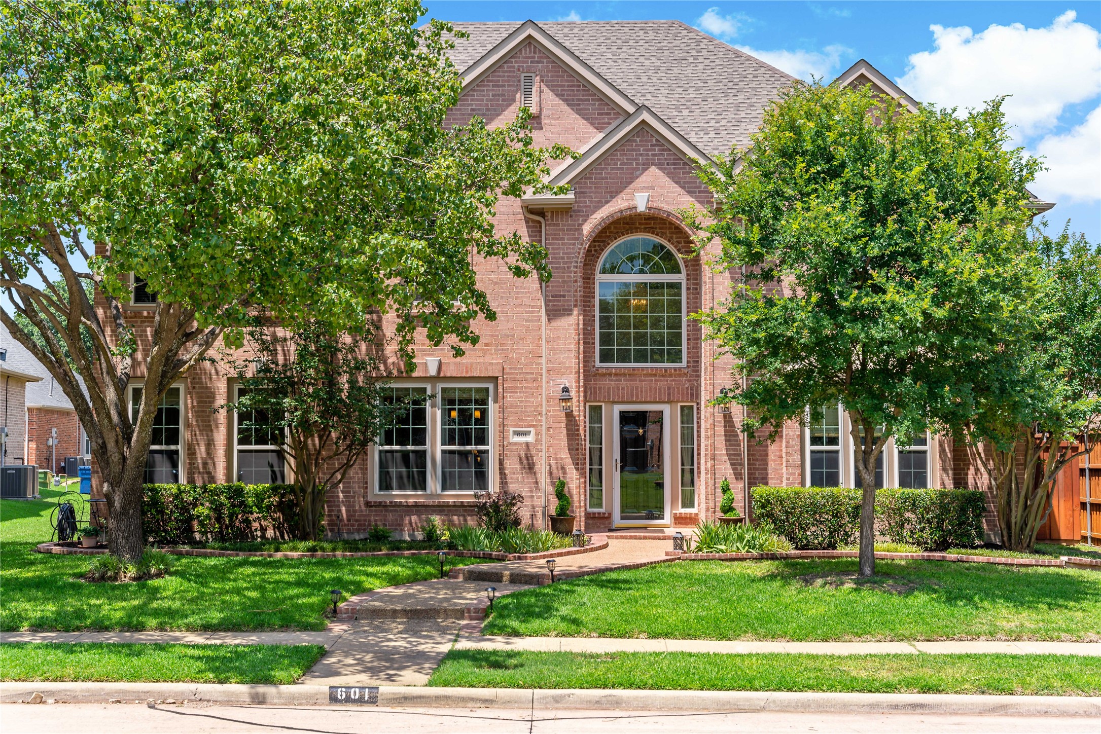 601 Weeping Willow Road Garland TX 75044