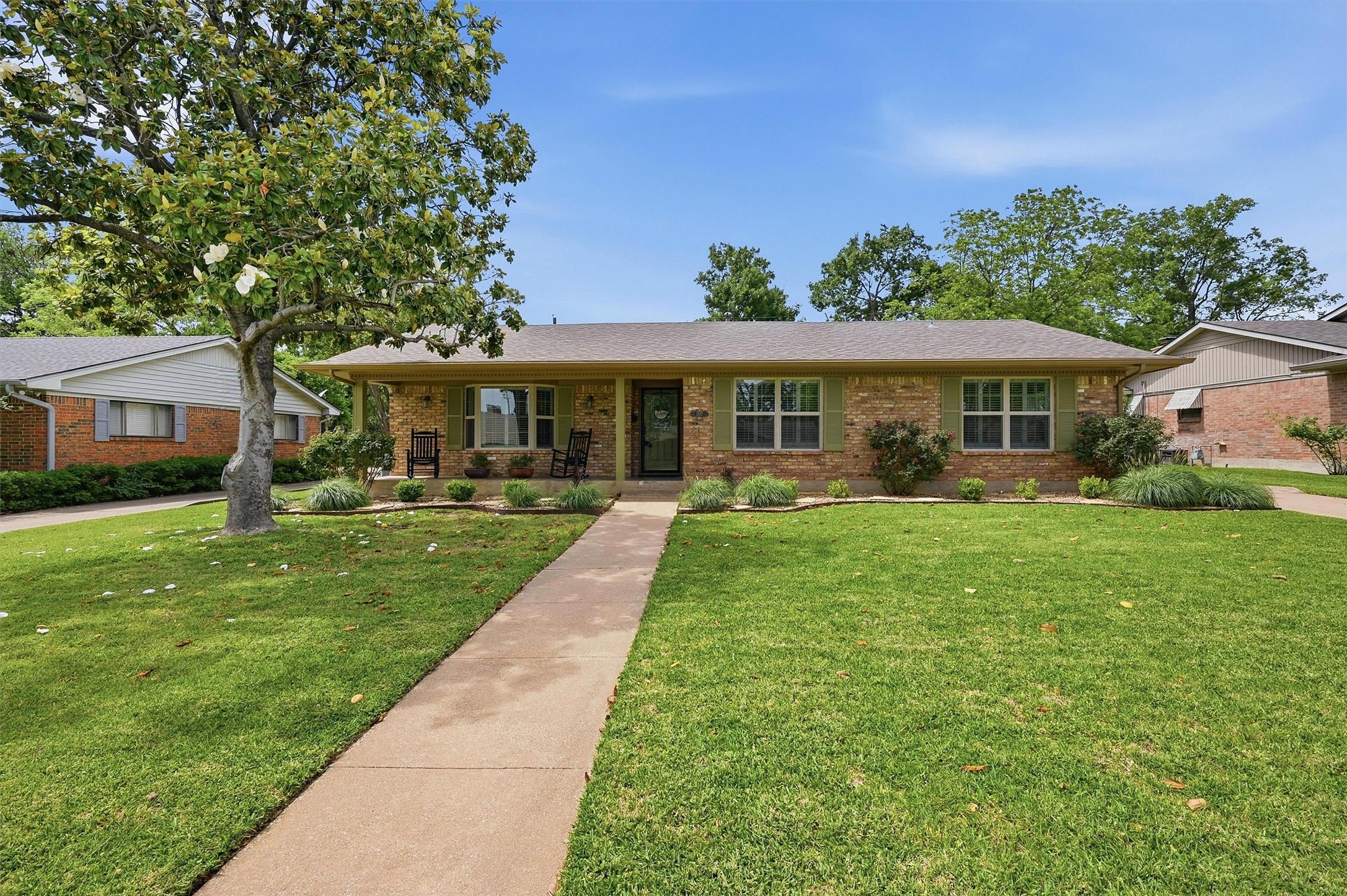 1517 W Shields Drive Sherman TX 75092