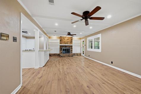 1517 W Shields Drive Sherman TX 75092
