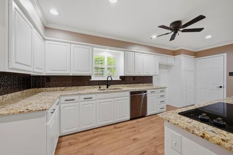 1517 W Shields Drive Sherman TX 75092