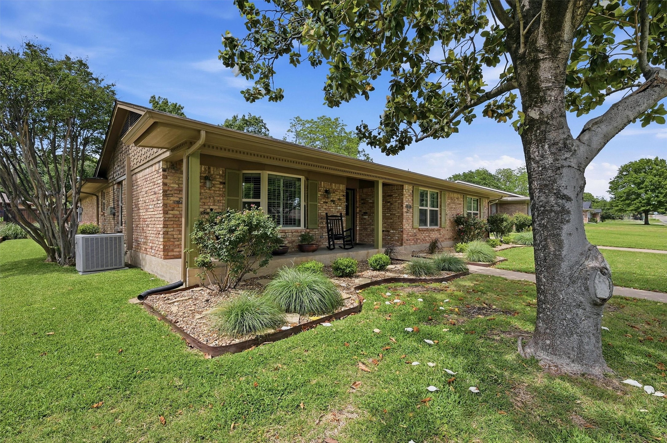 1517 W Shields Drive Sherman TX 75092