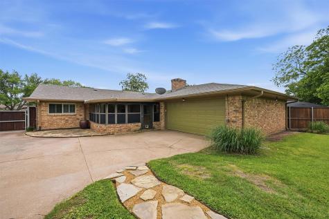 1517 W Shields Drive Sherman TX 75092