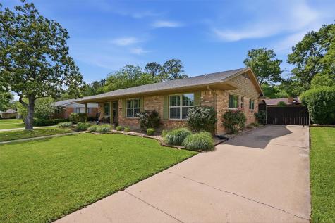 1517 W Shields Drive Sherman TX 75092