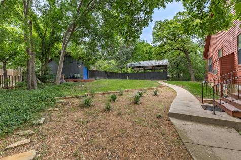 828 S Maurice Avenue Denison TX 75020