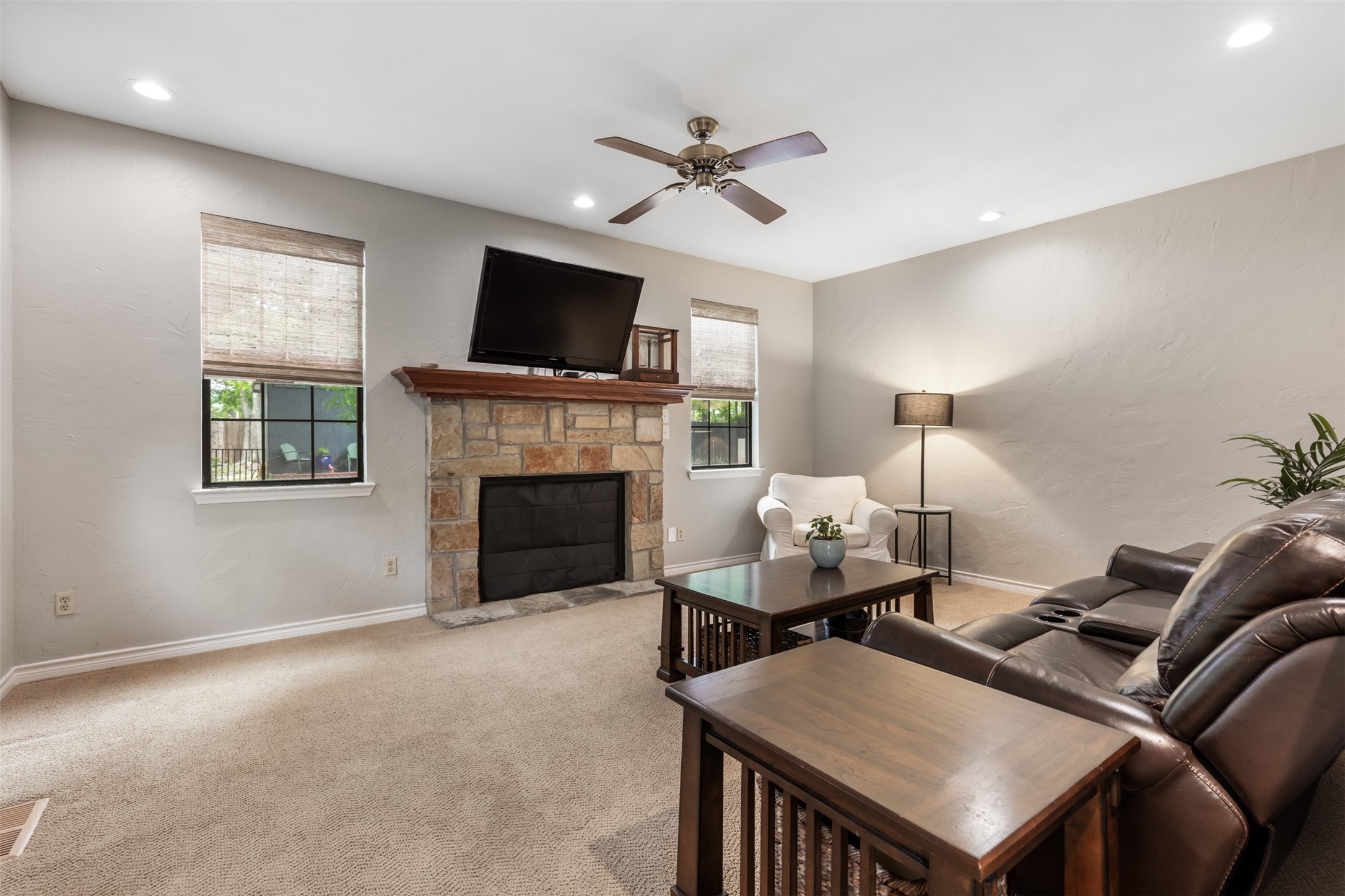 828 S Maurice Avenue Denison TX 75020