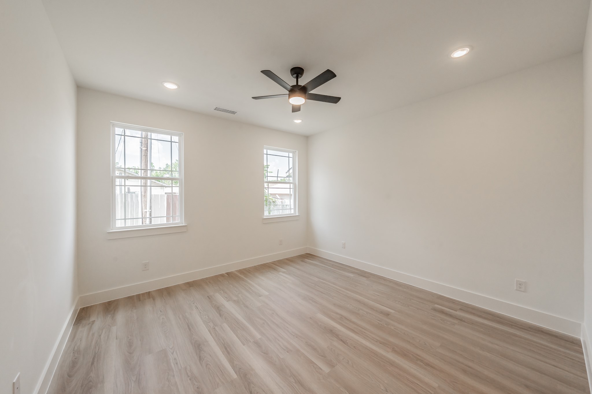1402 Driess Street Fort Worth TX 76104