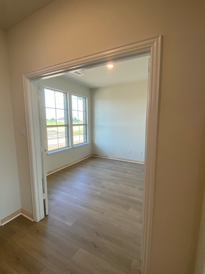 720 County Road 200 Valley View TX 76272