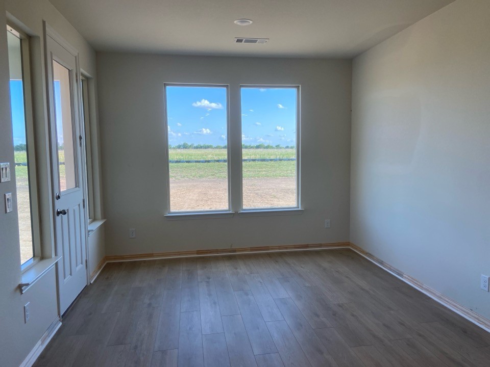 720 County Road 200 Valley View TX 76272