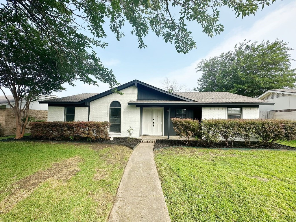 906 Waikiki Drive Garland TX 75043