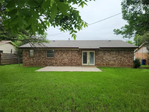 409 Nathan Street Burleson TX 76028
