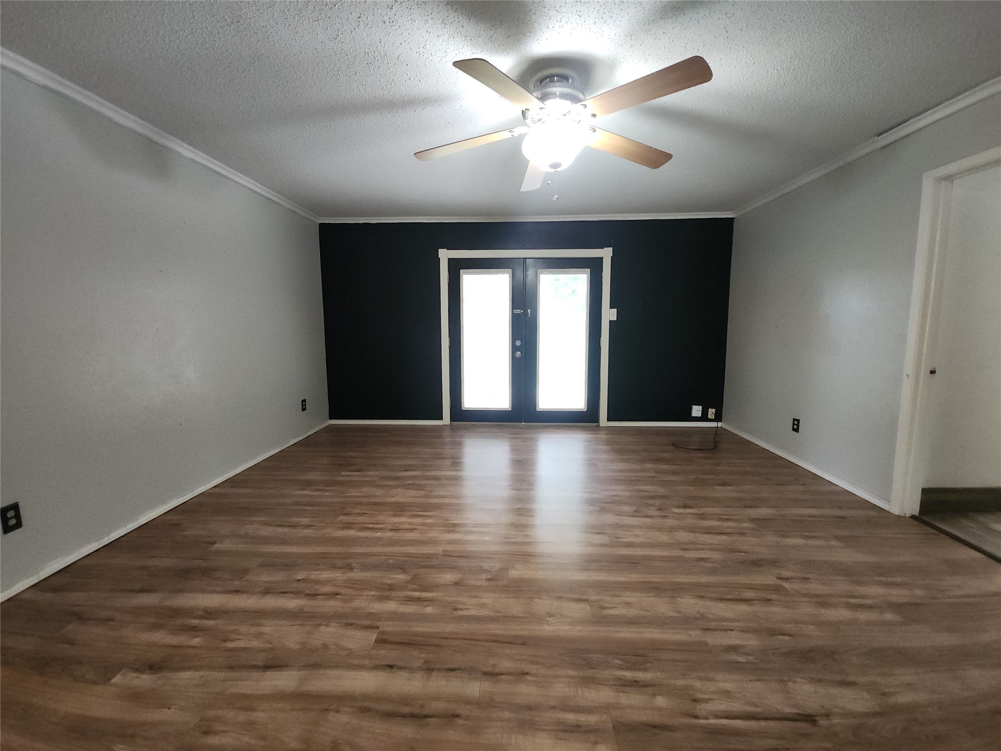 409 Nathan Street Burleson TX 76028