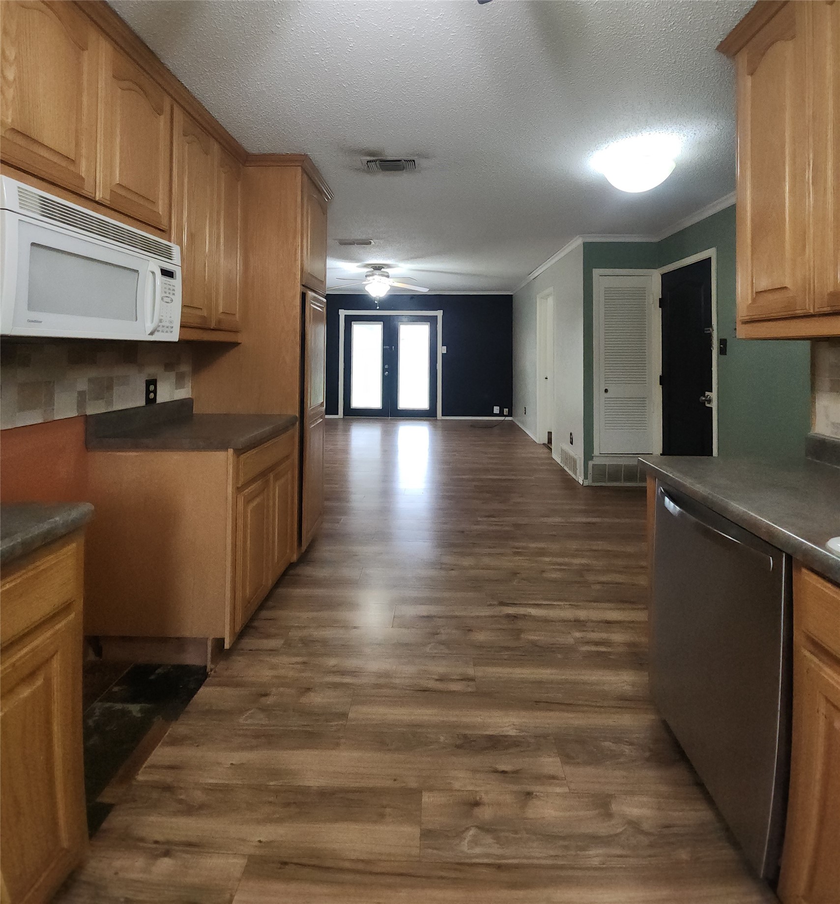 409 Nathan Street Burleson TX 76028