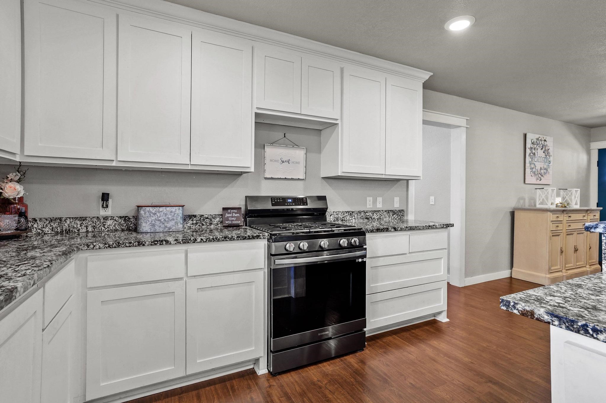 3353 County Road 2130 Telephone TX 75488