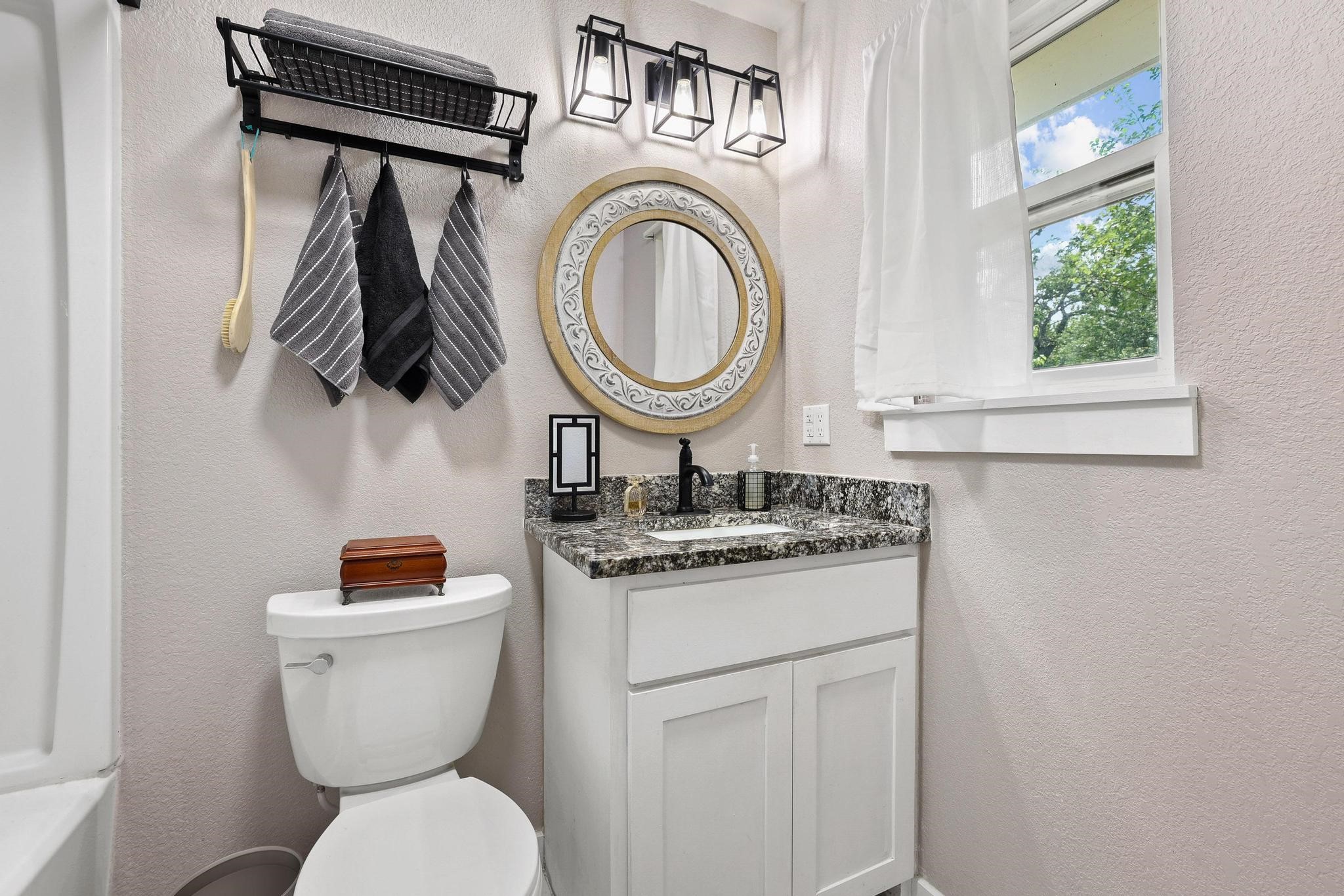 3353 County Road 2130 Telephone TX 75488