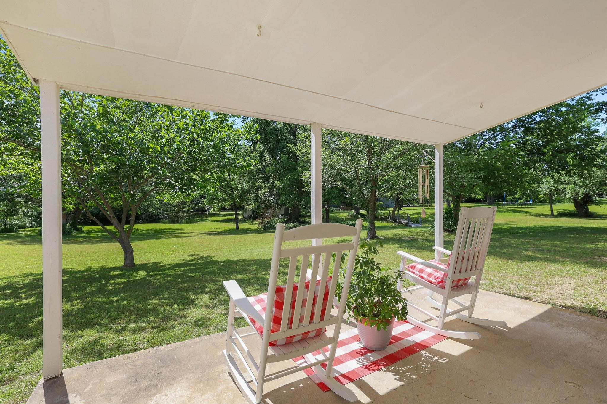 3353 County Road 2130 Telephone TX 75488
