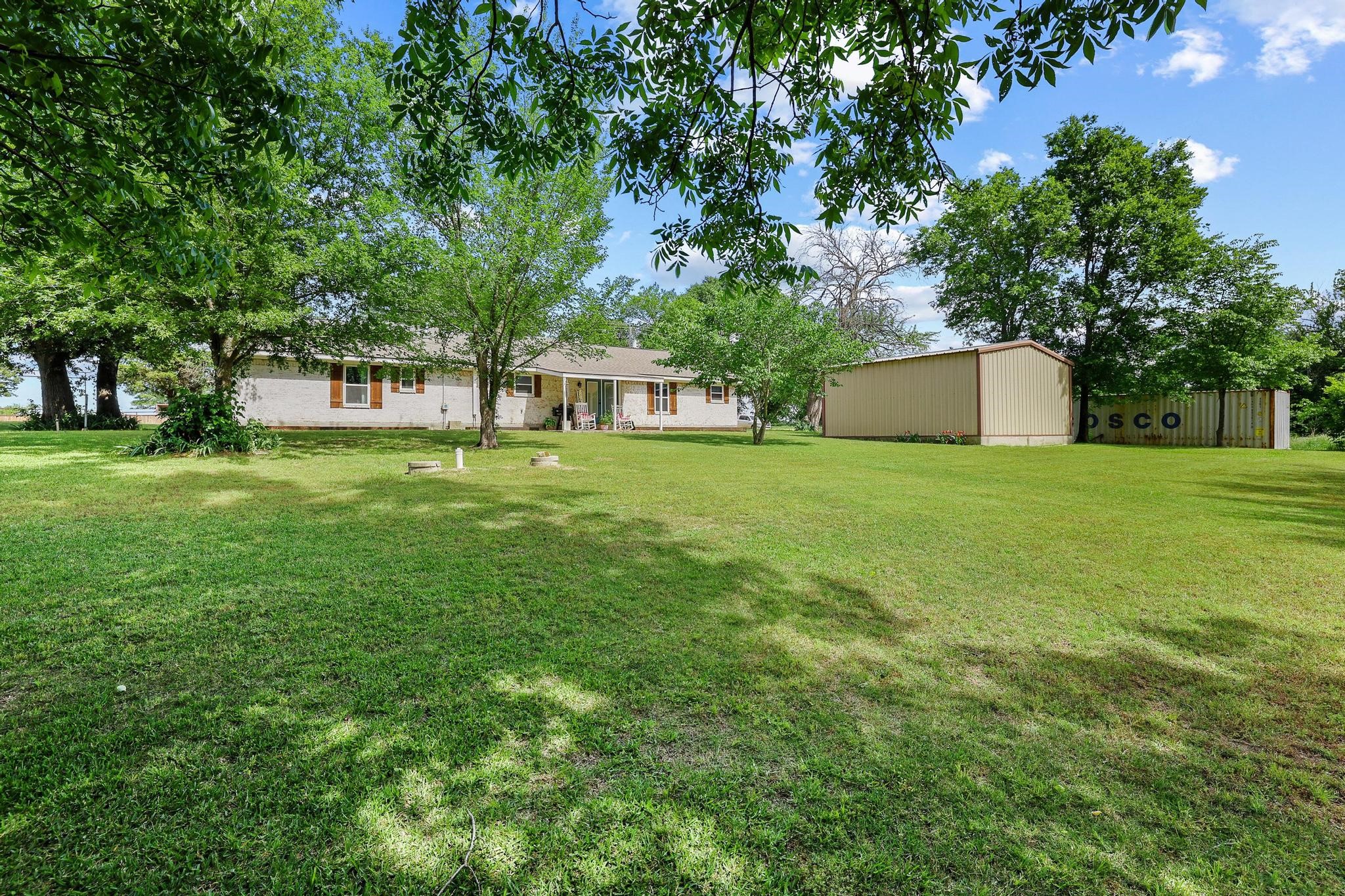 3353 County Road 2130 Telephone TX 75488
