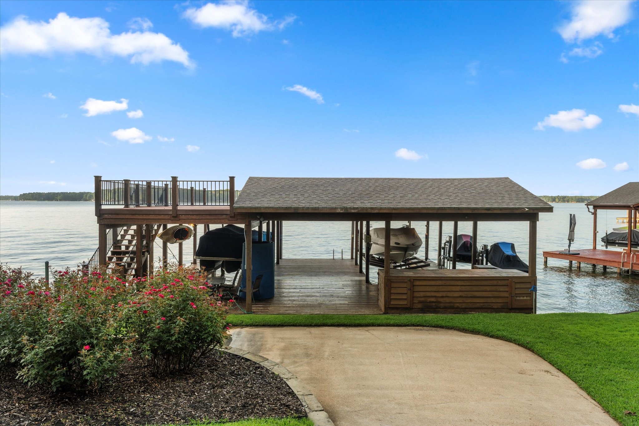 350 E El Dorado Drive Scroggins TX 75480