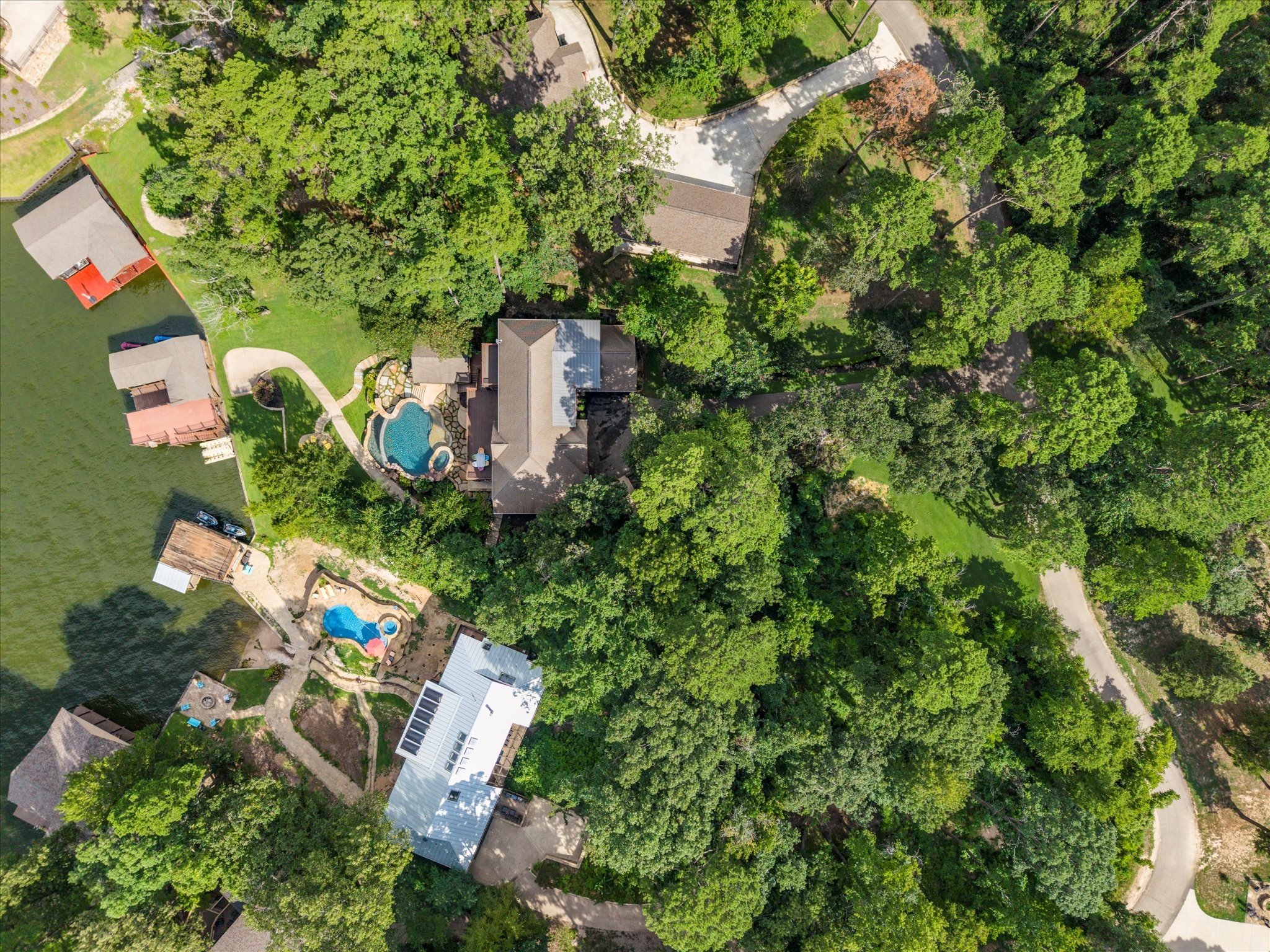 350 E El Dorado Drive Scroggins TX 75480