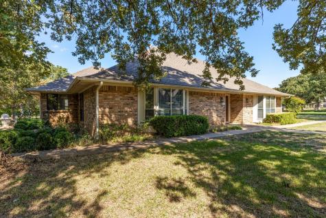 2101 Wanda Way Arlington TX 76001