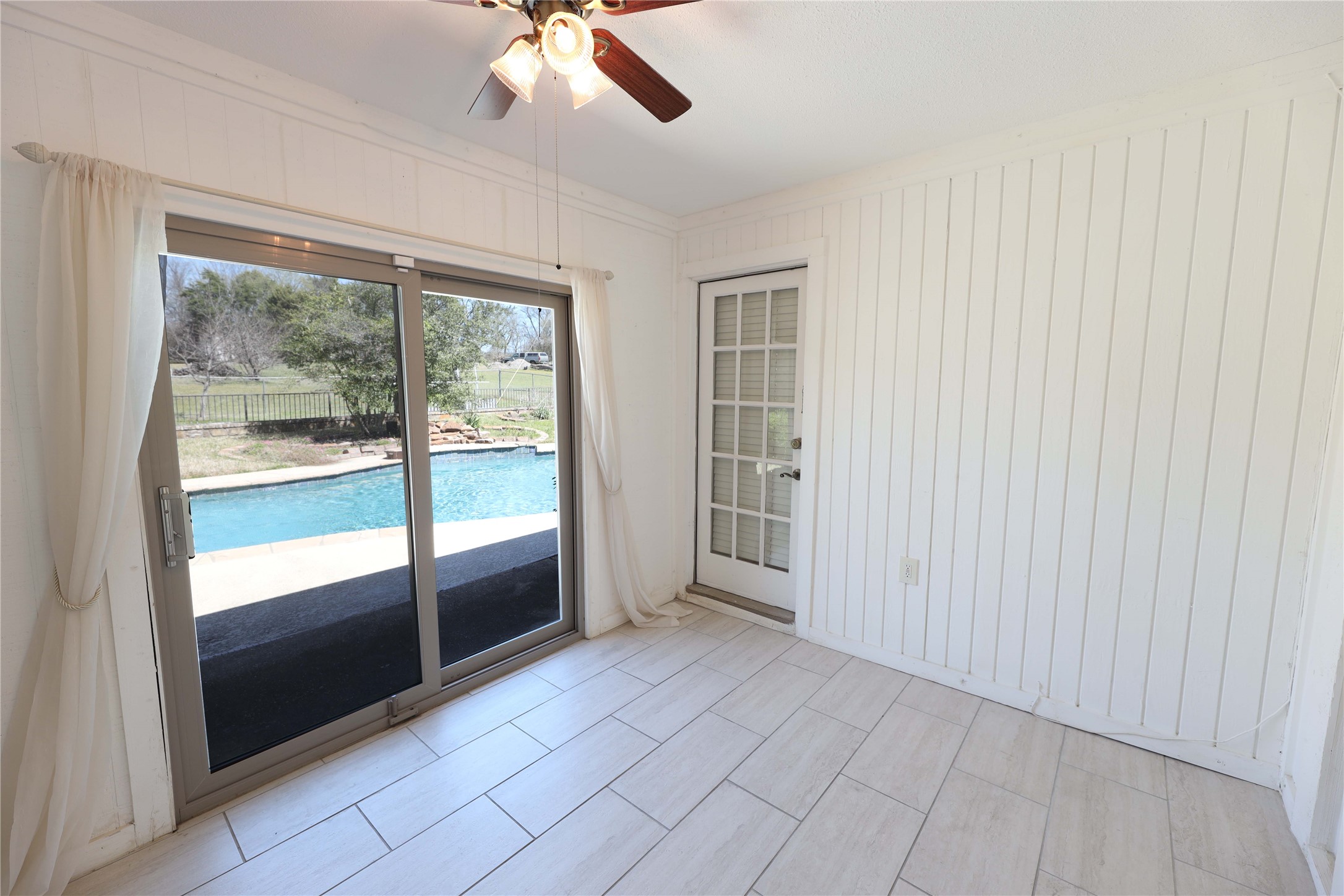 907 Red Oak Creek Drive Ovilla TX 75154