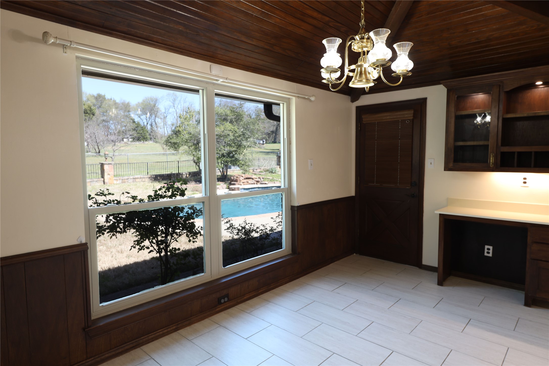 907 Red Oak Creek Drive Ovilla TX 75154