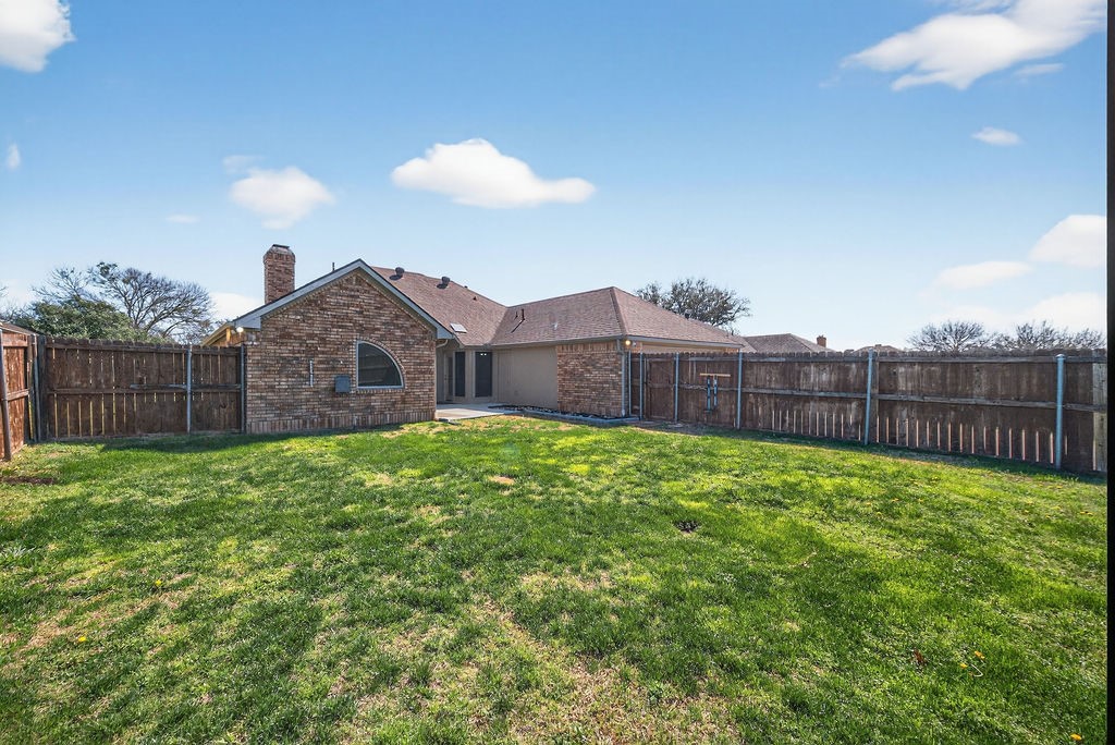 2229 Country Valley Road Garland TX 75041