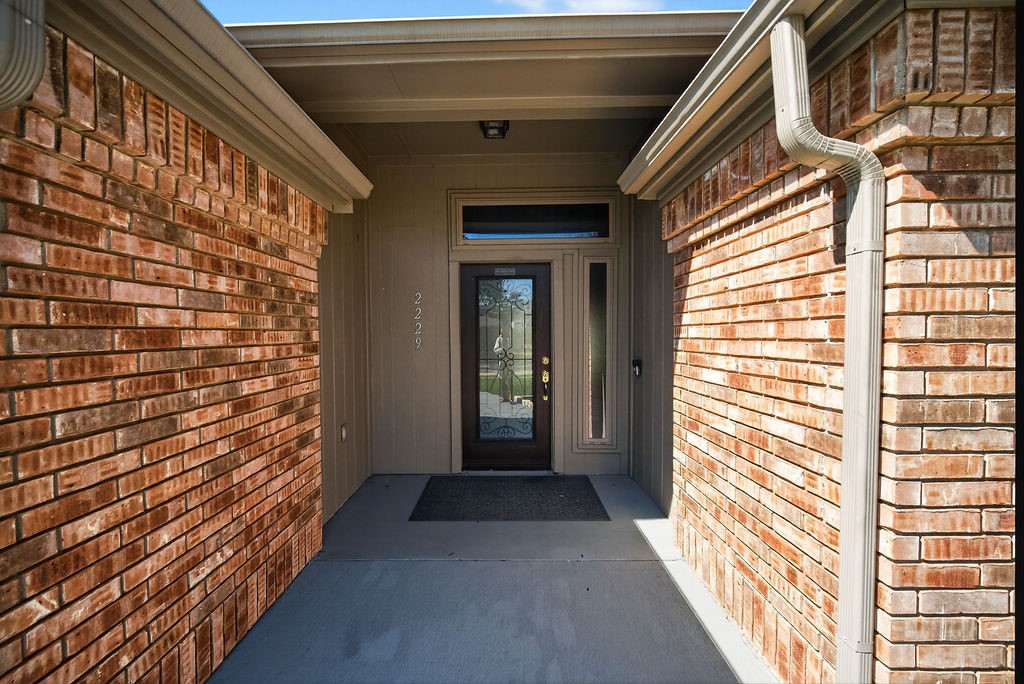 2229 Country Valley Road Garland TX 75041