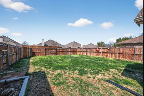 2229 Country Valley Road Garland TX 75041
