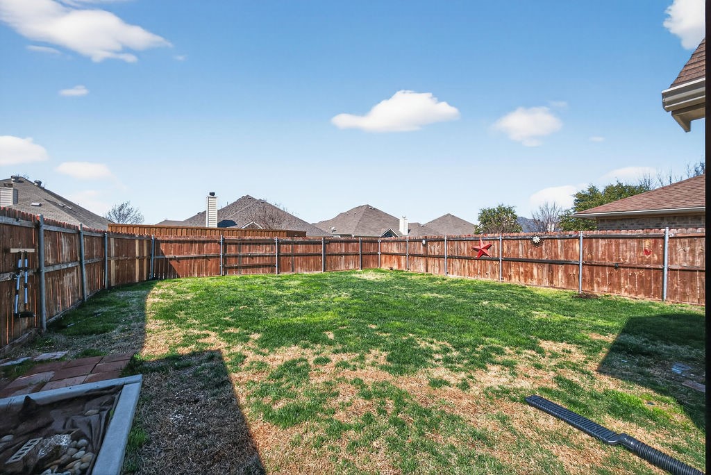 2229 Country Valley Road Garland TX 75041