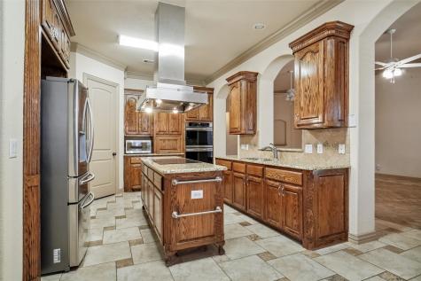 502 Lismore Drive Mansfield TX 76063