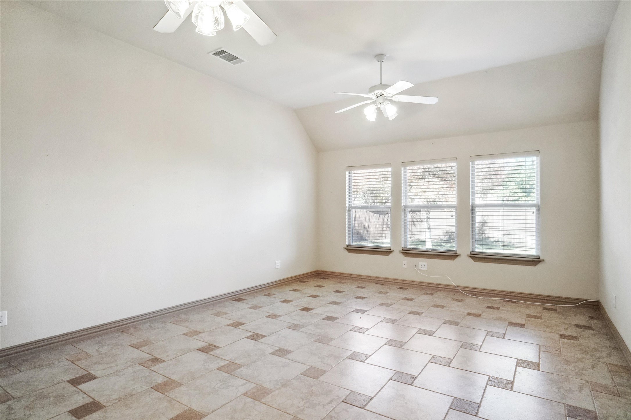 502 Lismore Drive Mansfield TX 76063