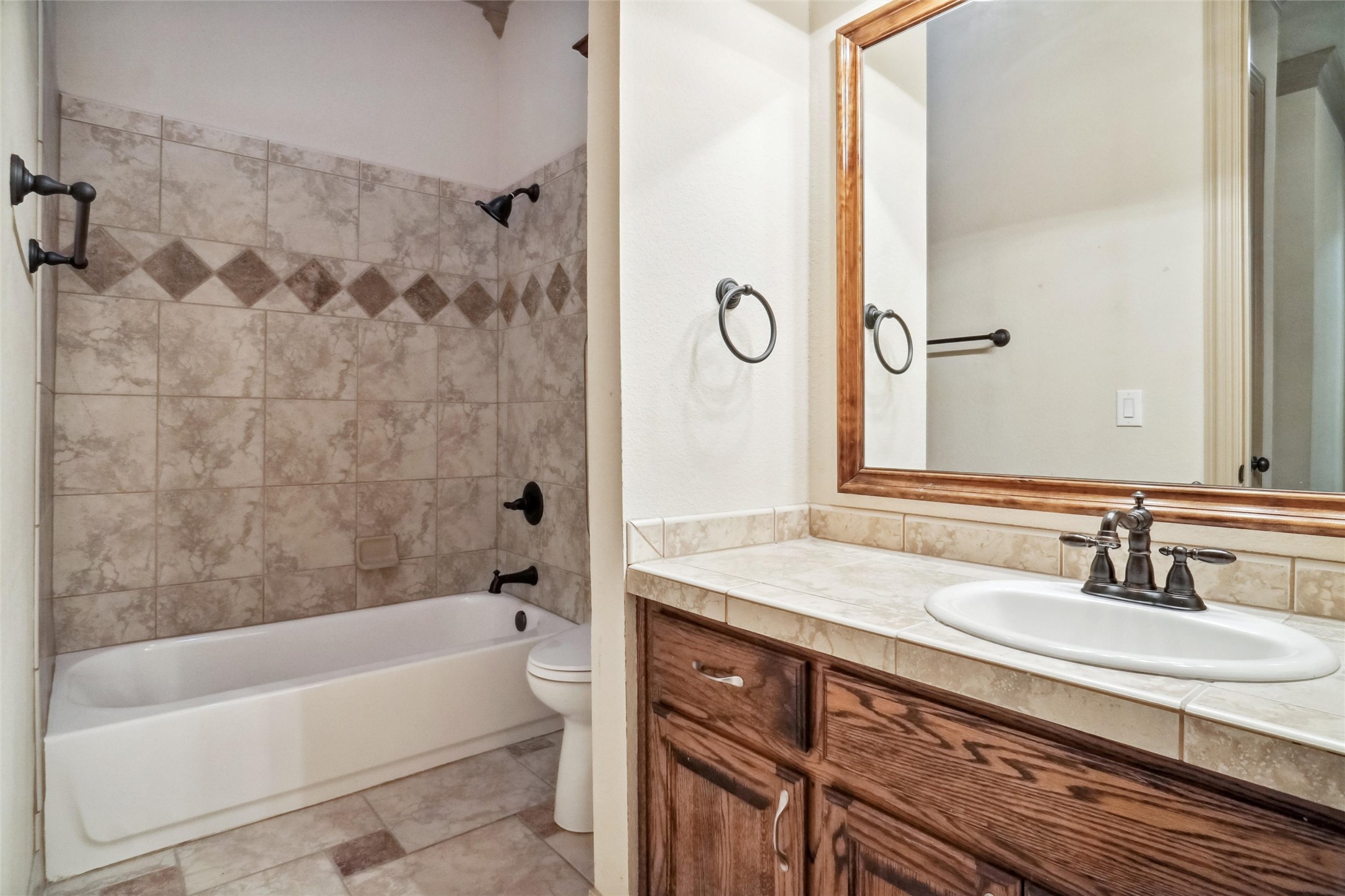 502 Lismore Drive Mansfield TX 76063
