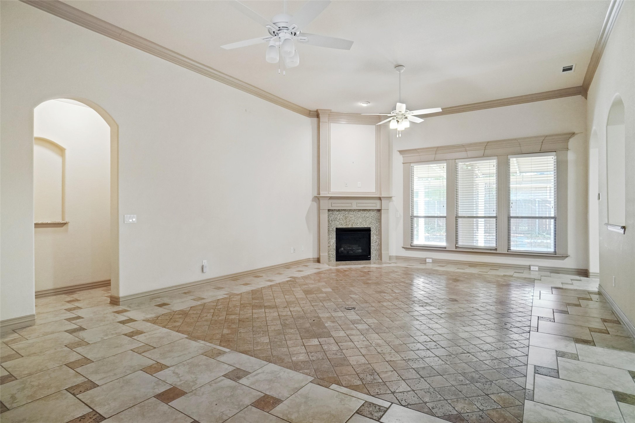 502 Lismore Drive Mansfield TX 76063