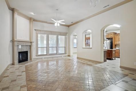 502 Lismore Drive Mansfield TX 76063