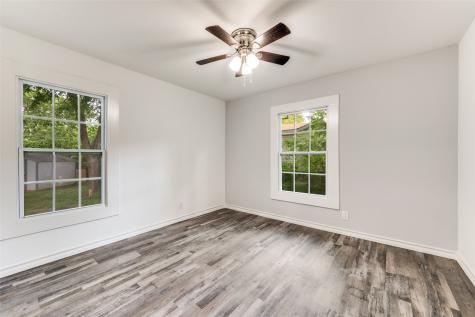 2513 Janice Lane Fort Worth TX 76112