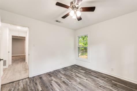 2513 Janice Lane Fort Worth TX 76112