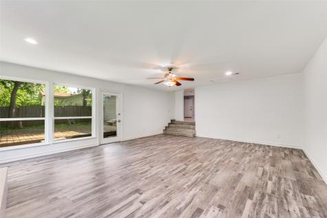 2513 Janice Lane Fort Worth TX 76112