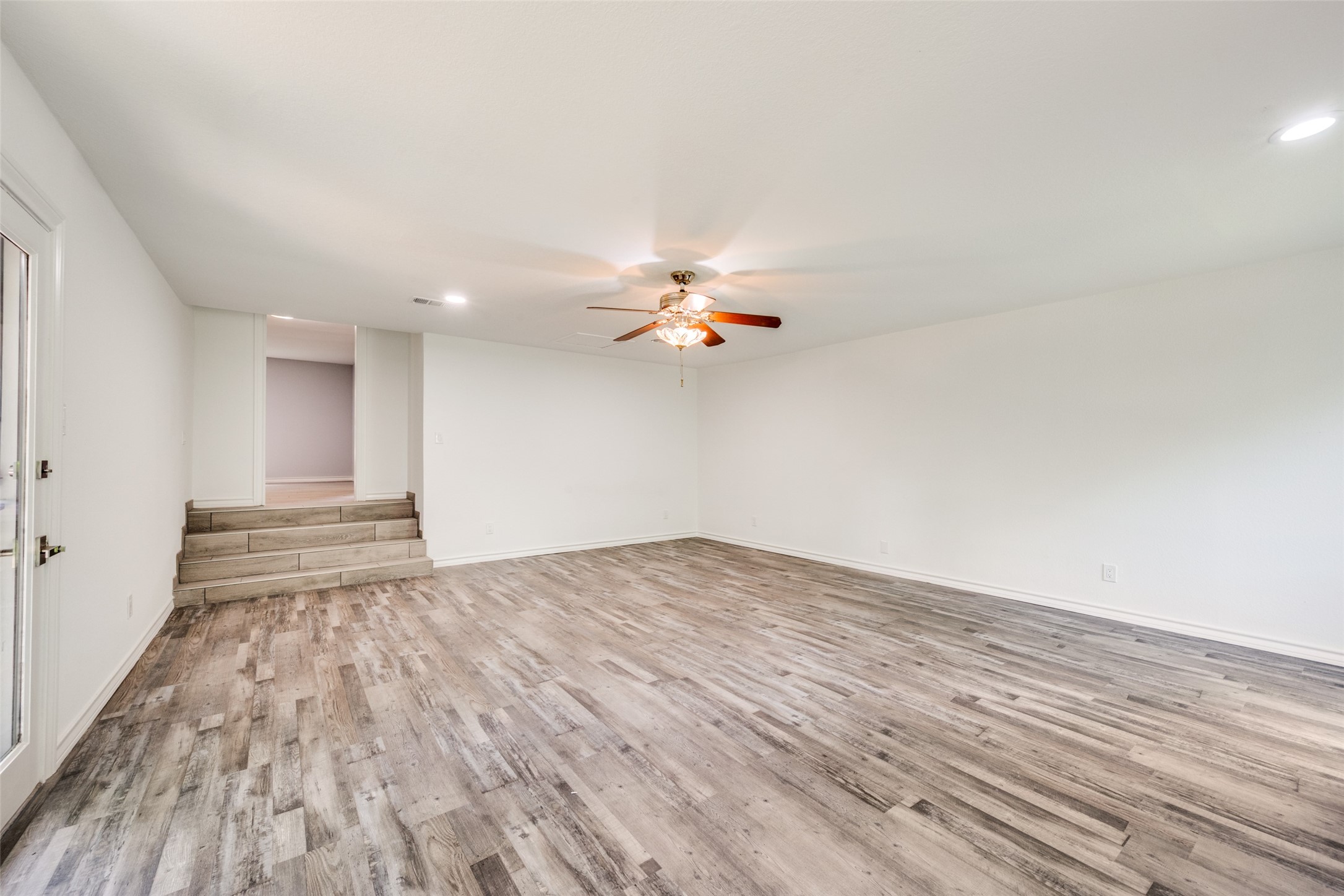 2513 Janice Lane Fort Worth TX 76112